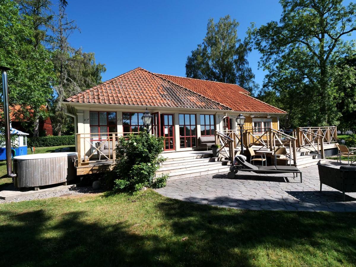 Dufweholms Herrgard Katrineholm Esterno foto